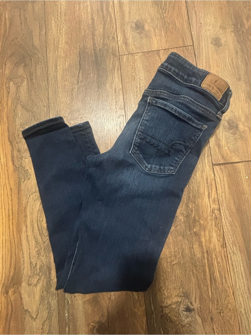 American Eagle size 8 Dark Blue Women's Skinny Jeans - Picture 2 of 4